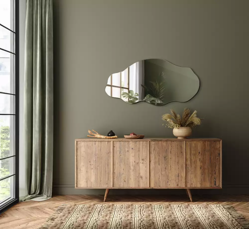 Nietypowe lustro ścienne jako oryginalna dekoracja