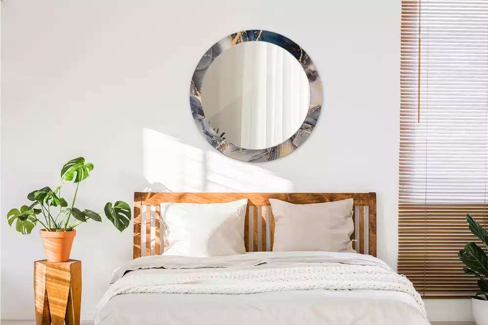 Lustro z drukowaną ramką w motywie abstrakcyjnych farb