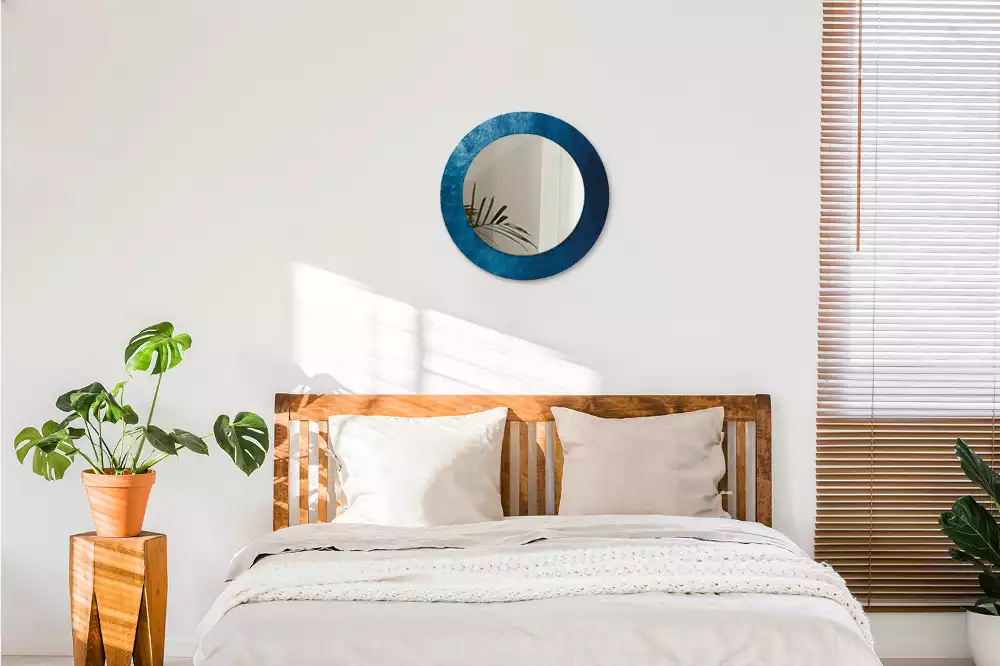 Lustro z ramą i nadrukiem z motywem abstrakcyjnej sztuki w wersji okrągłej