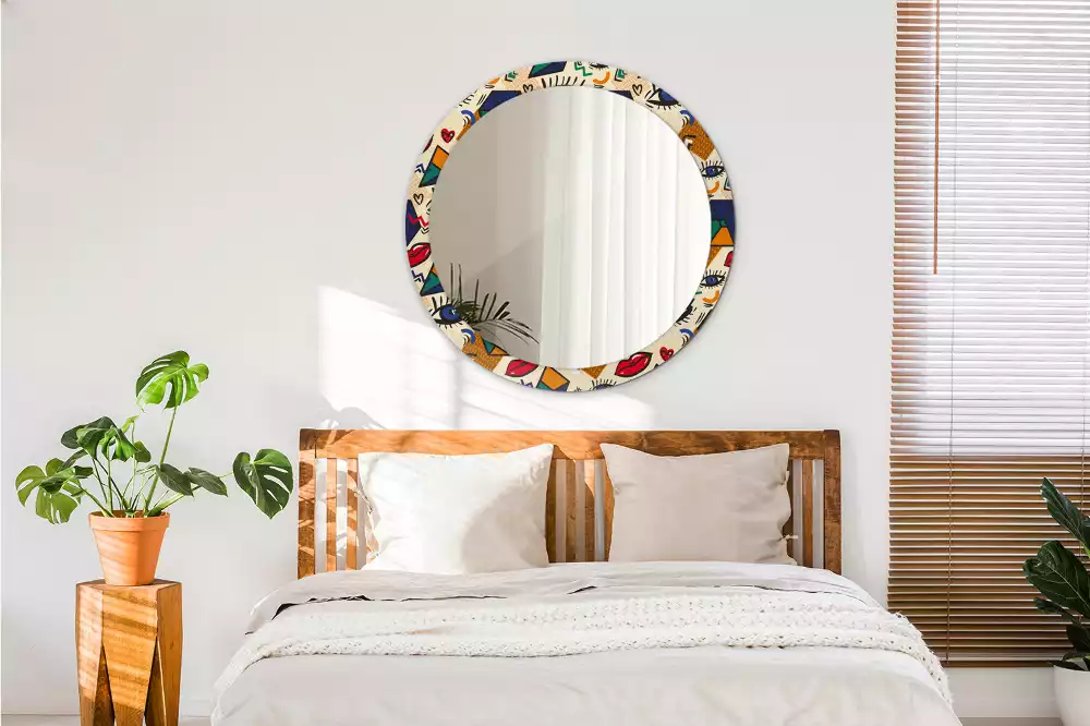 Lustro z drukowaną ramką w stylu pop art