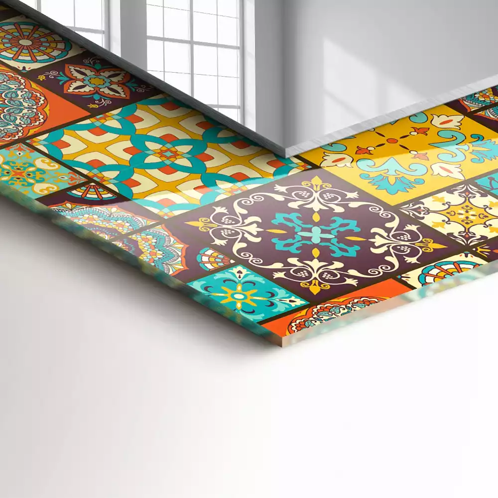 Lustro prostokątne z nadrukiem w motyw kolorowych kafelek mozaiki