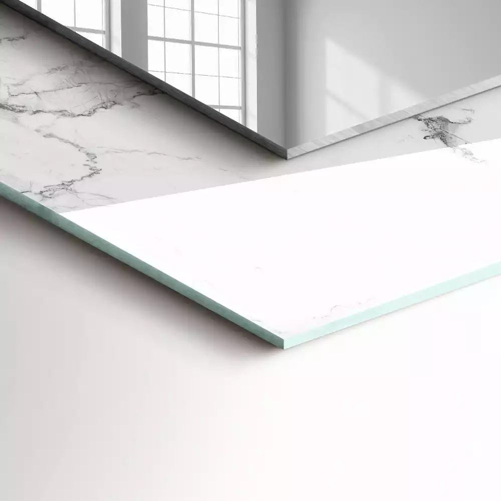 Lustro dekoracyjne z nadrukiem w biały marmurowy wzór