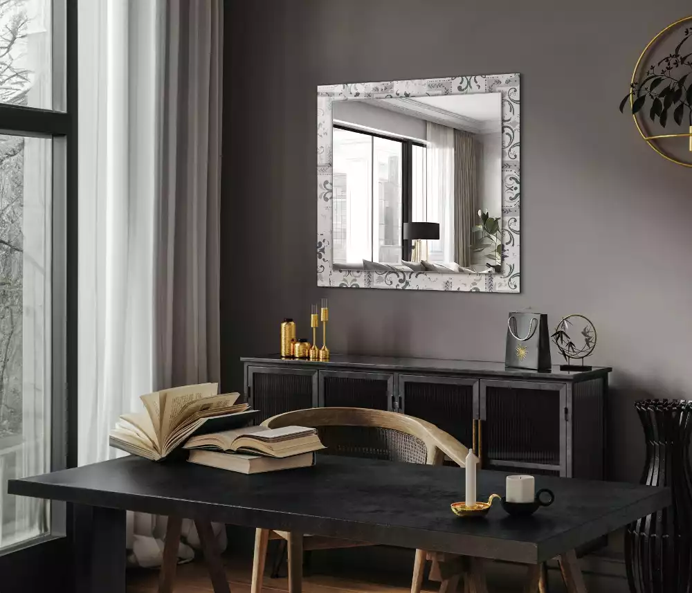 Lustro prostokątne z nadrukiem o wzorze kafelkowym z ornamentami