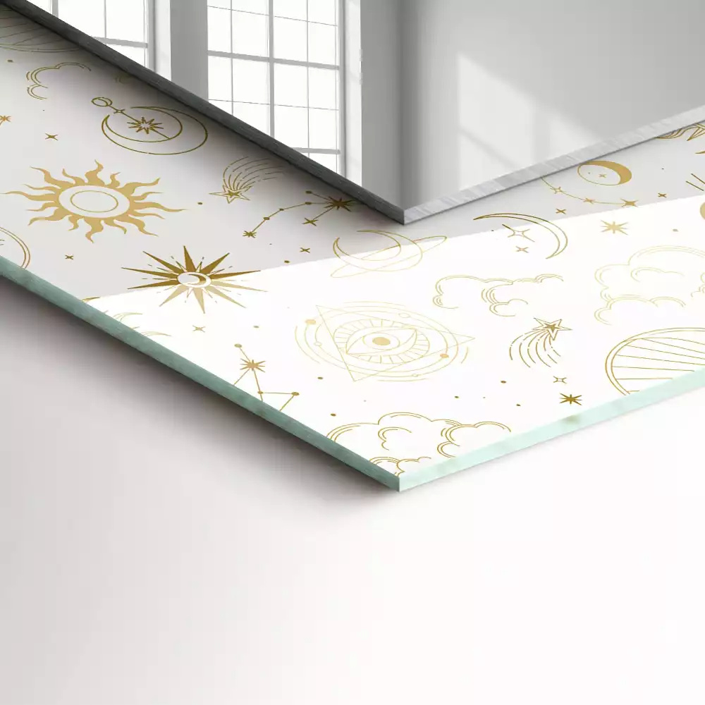 Lustro dekoracyjne z nadrukiem przedstawiającym słońce, księżyc i gwiazdy