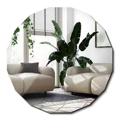 Lustro w geometrycznym kształcie o oryginalnym designie